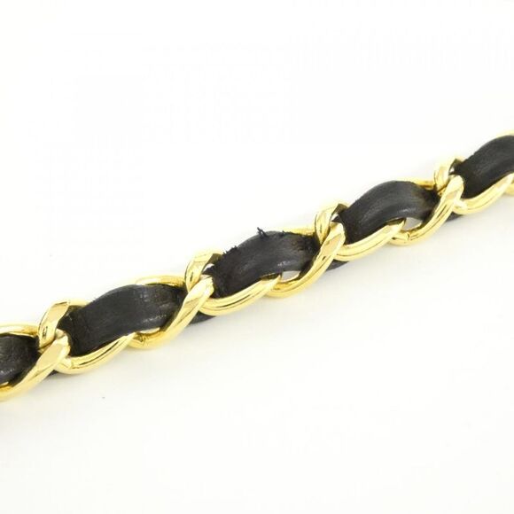 Chanel Lambskin Shoulder Bag - Picture 5 of 7